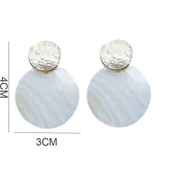 3/$35 Bohemian Ocean Round White & Shell Drop Earrings - Picture 5 of 6